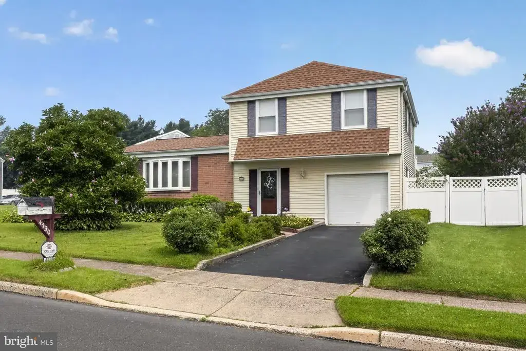 4730 Lanfair Pl, BENSALEM