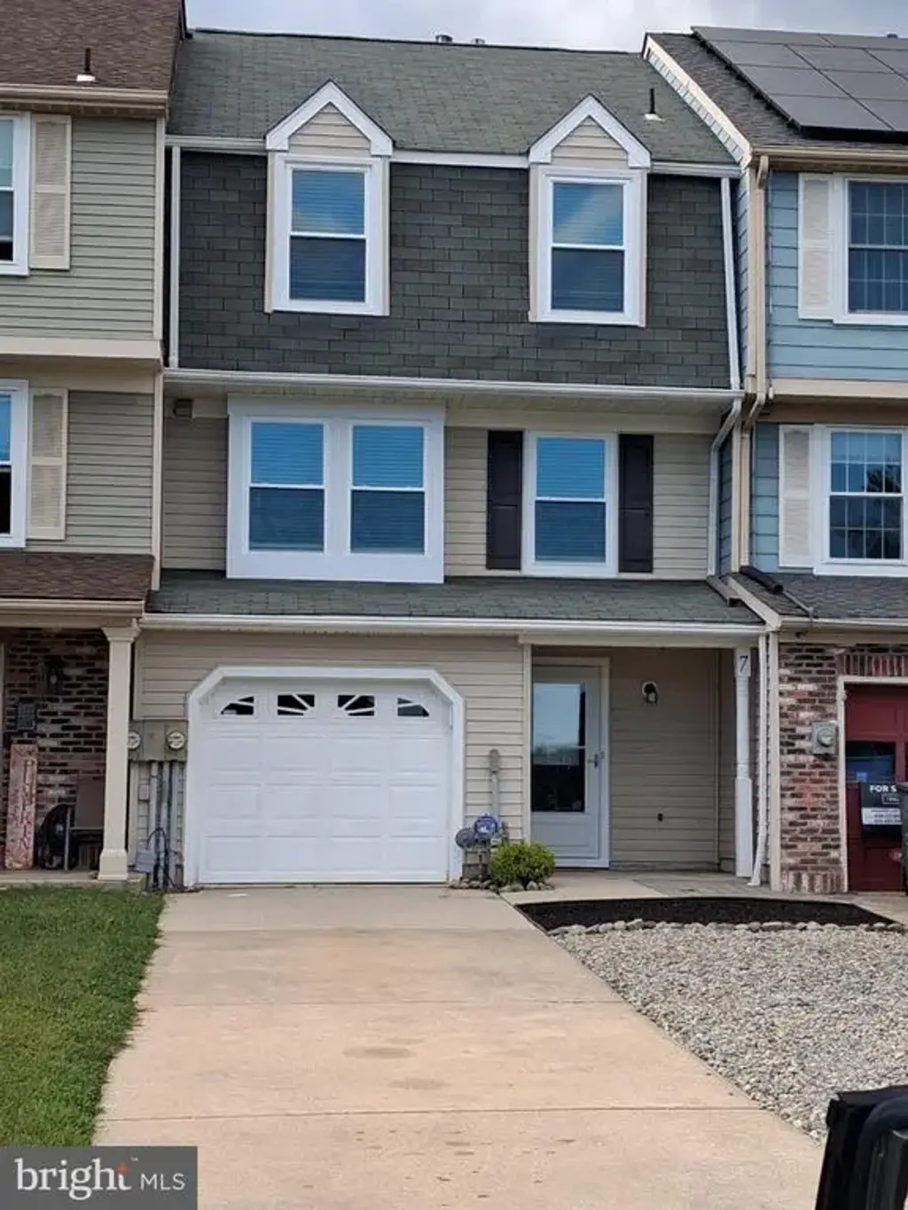 7 Redwood Ct, GLASSBORO