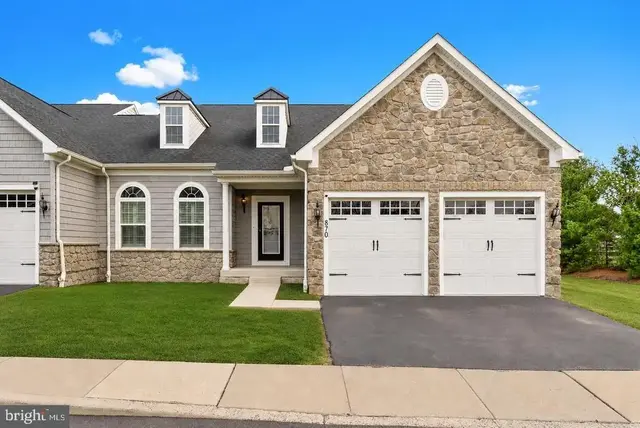 870 Reynards Run, Blue Bell