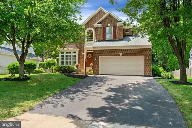 42702 Middle Ridge Pl, Broadlands