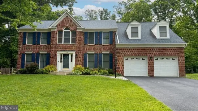14595 Estate Dr, Woodbridge