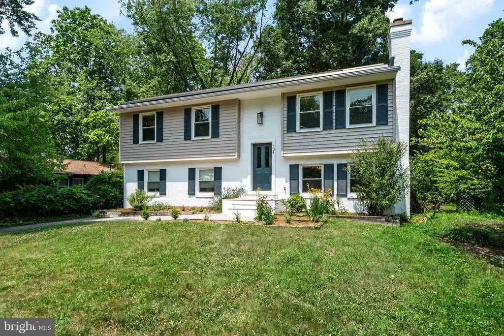 104 Groh Ln, ANNAPOLIS