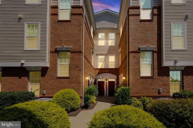 23305 Milltown Knoll Sq #103, Ashburn