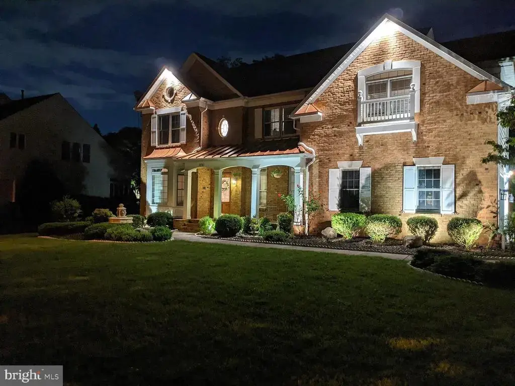 10563 Dorchester Way, WOODSTOCK