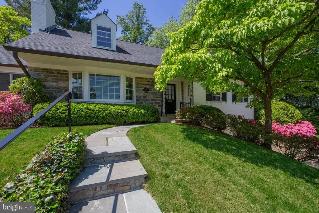 5016 Scarsdale Rd, BETHESDA