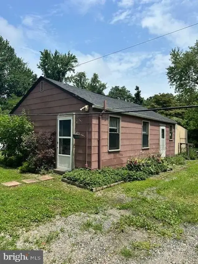 1021 Goff Rd, Essex