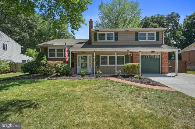 325 Fiddlers Grn, Dover