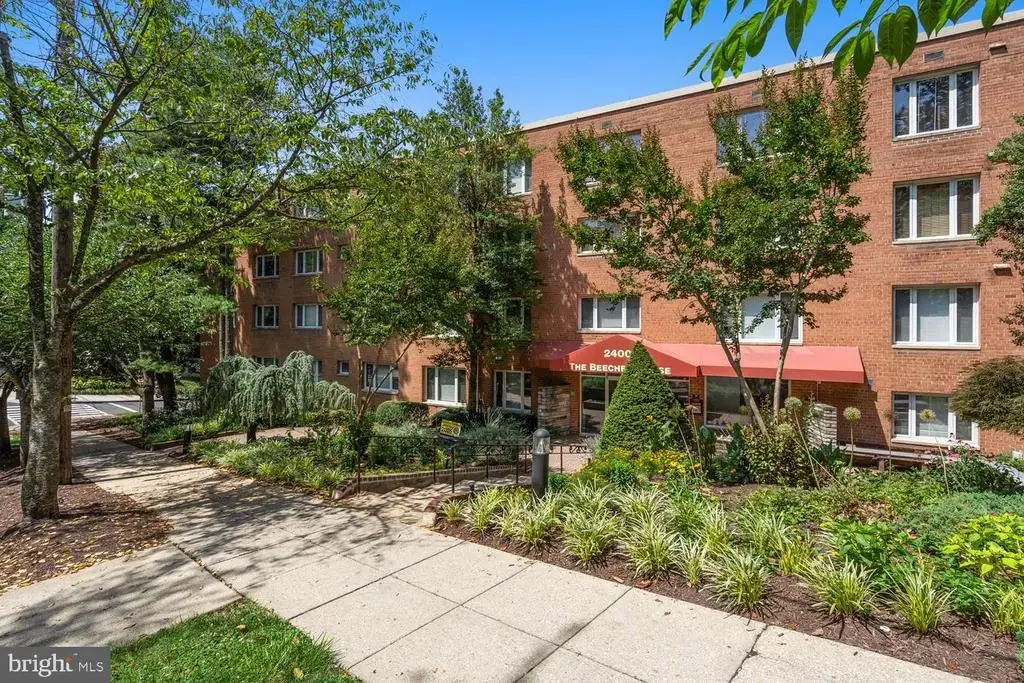 2400 41st St Nw #312, WASHINGTON