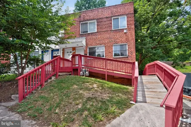 127 Joliet St Sw, Washington