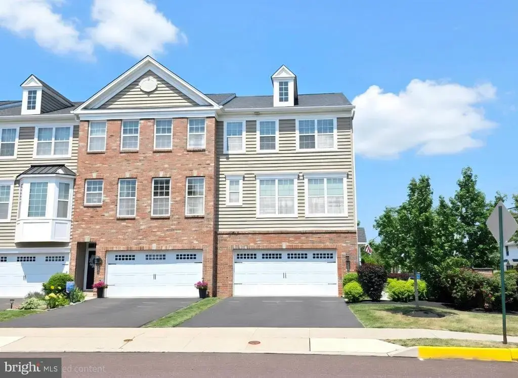 301 W Hamlin Ave, TELFORD