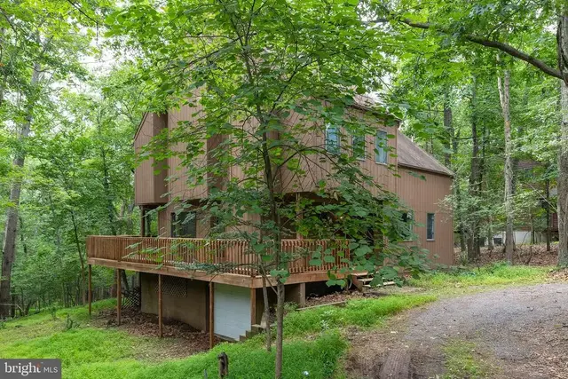 1317 Lakeview Dr, Cross Junction
