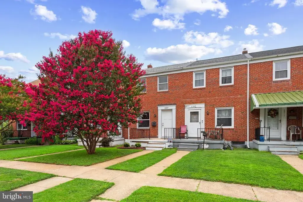 2207 Hawthorne Rd, BALTIMORE