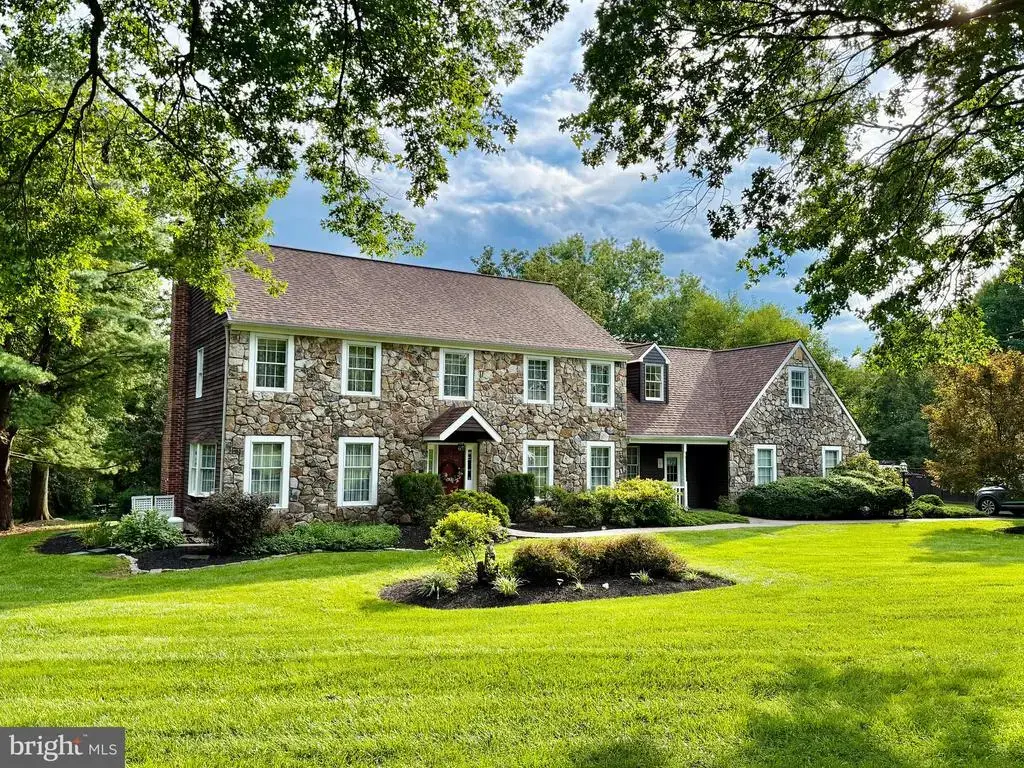 950 Camelot Rd, FURLONG