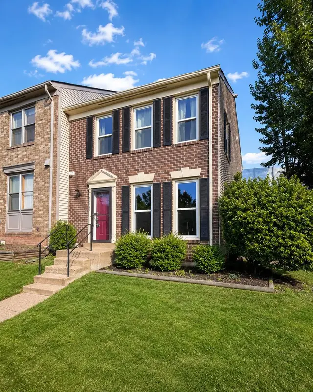 14187 Royal Oak Ln, Centreville