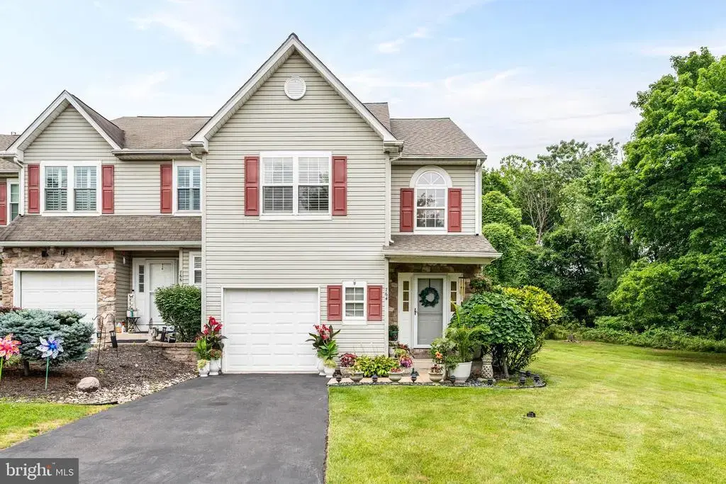 764 Edden Ct, SOUTHAMPTON