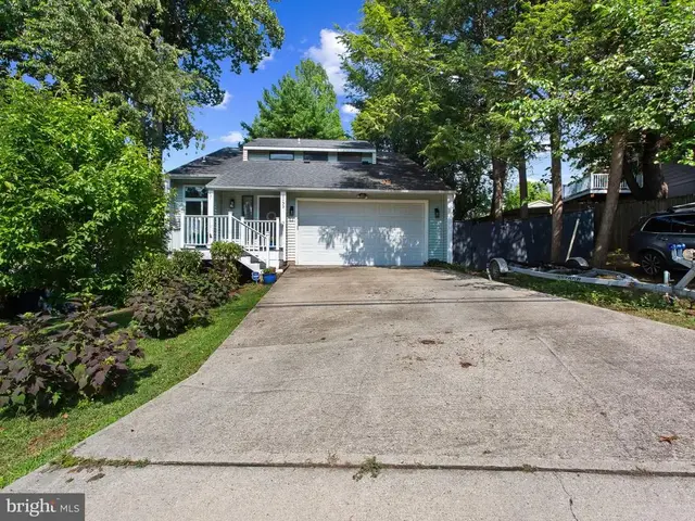1153 Hampton Rd, Annapolis