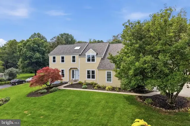 422 S Saddlebrook Cir, Chester Springs