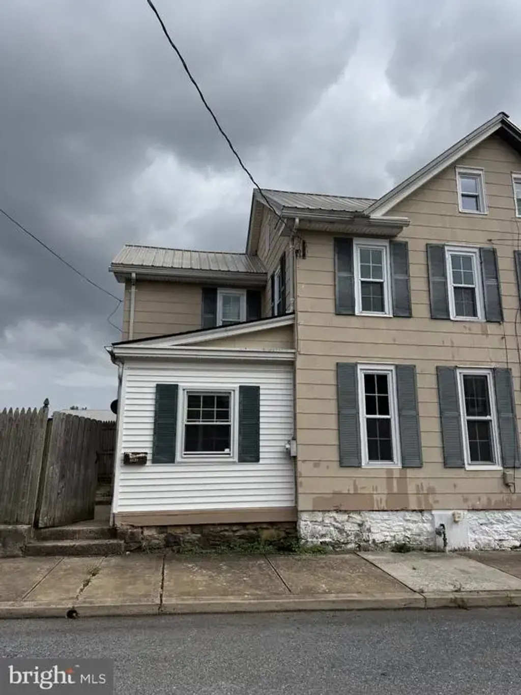 102 E Park St, ELIZABETHTOWN