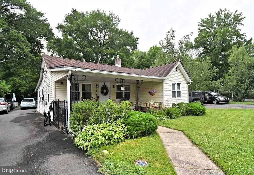 1885 Park Ave, BENSALEM
