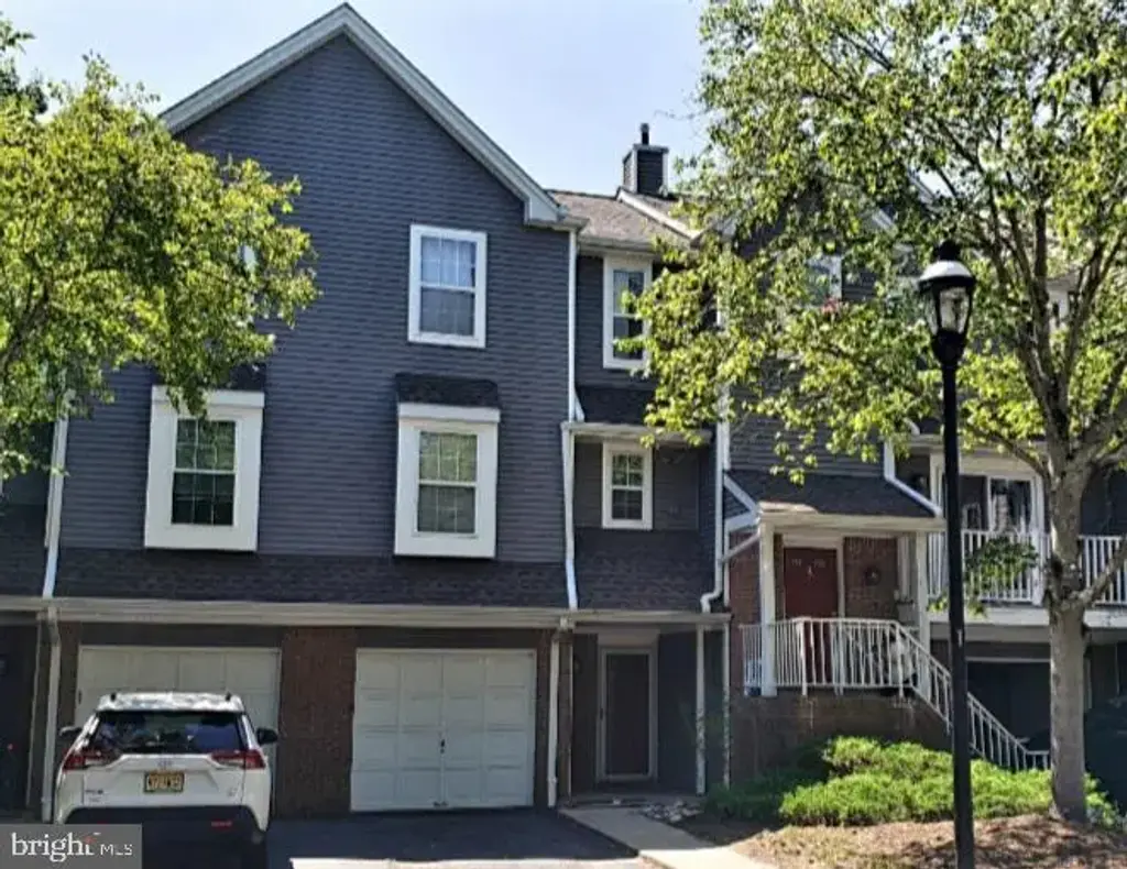 6 Halstead Place, PRINCETON
