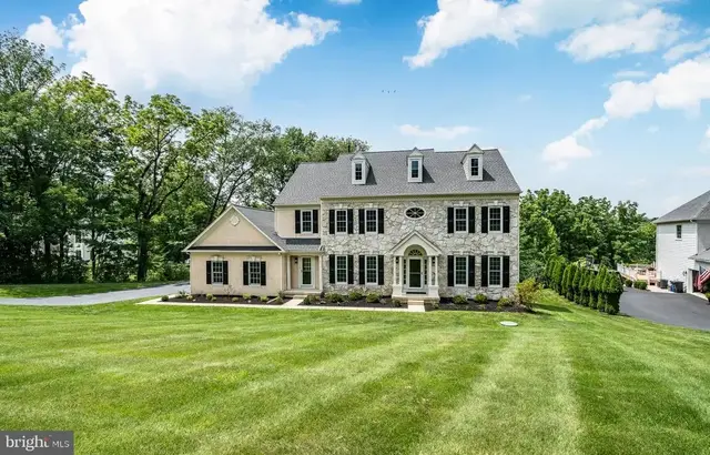 1021 Ridgehaven Rd, West Chester