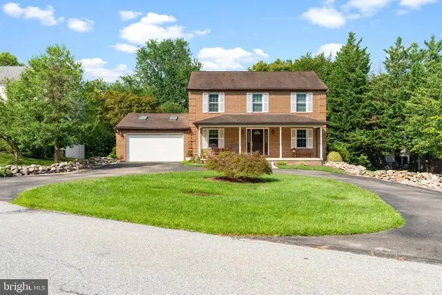 4613 Granite Dr, Middletown