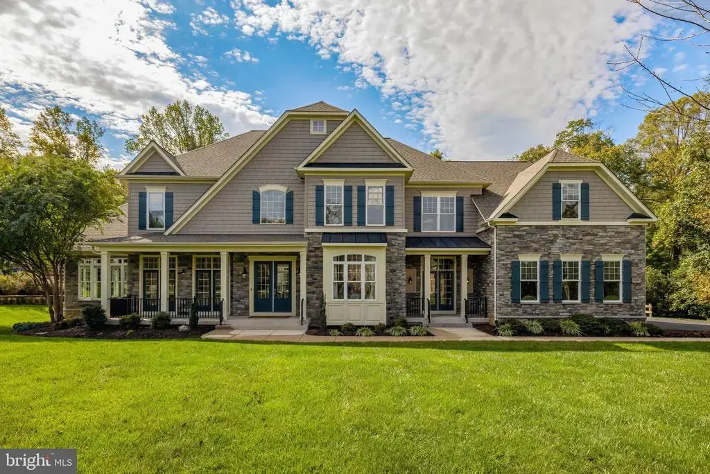 11399 Amber Hills Ct, FAIRFAX