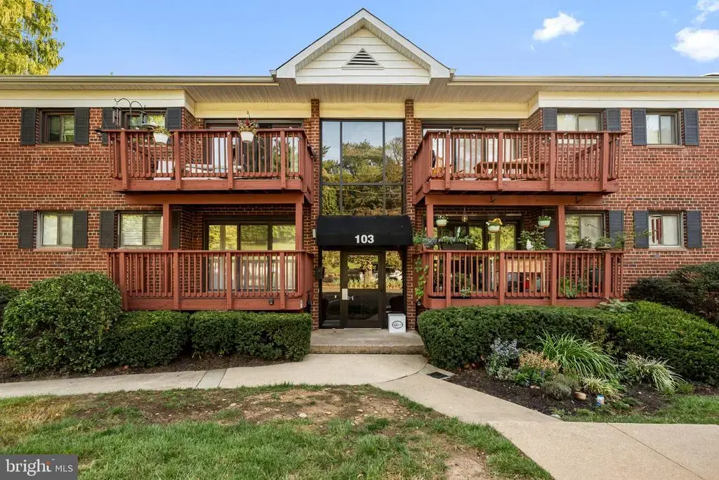 103 Skyhill Rd #3, ALEXANDRIA