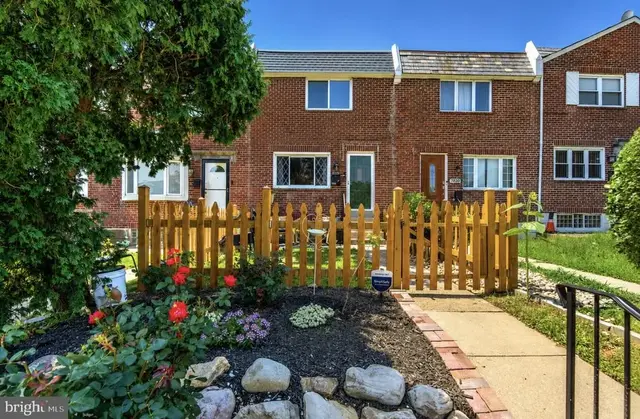 7818 Fayette St, Philadelphia