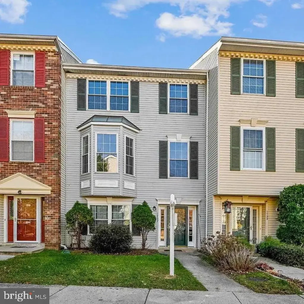 1727 Wood Carriage Way #105, SEVERN