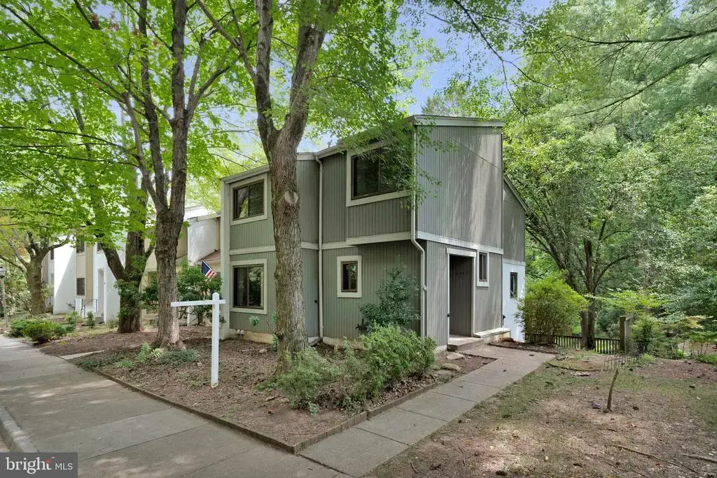 2347 Millennium Ln, RESTON