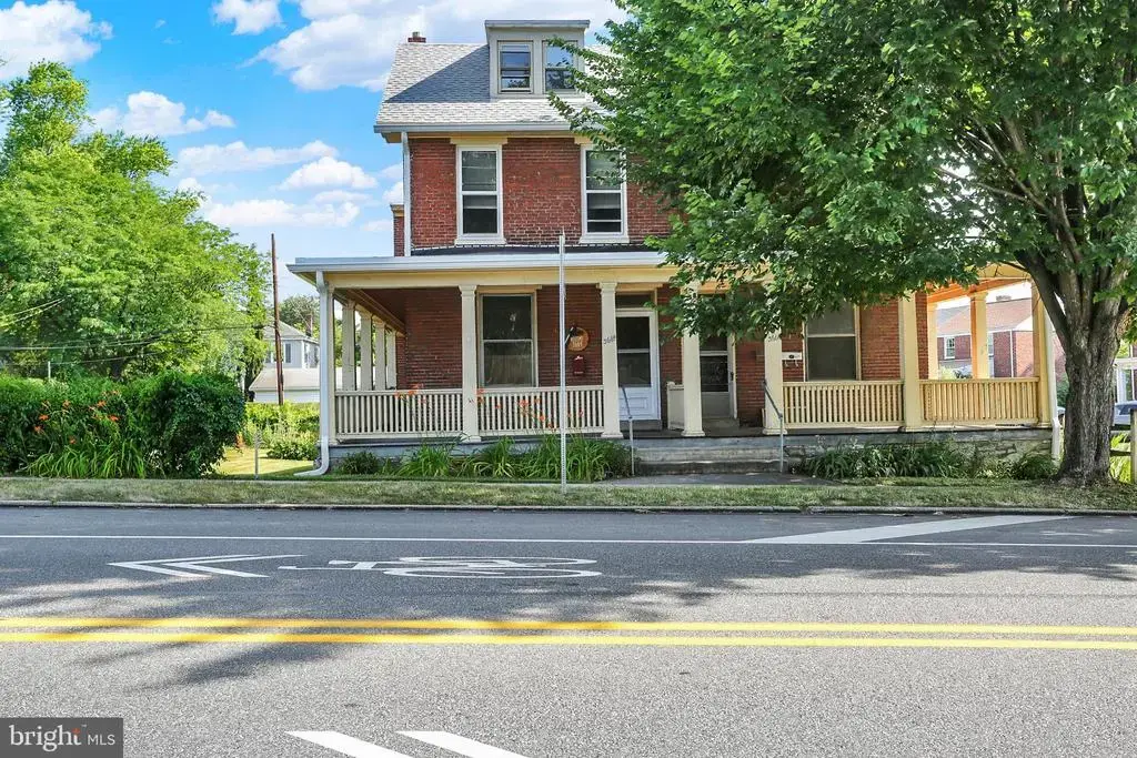 3666 Derry St, HARRISBURG