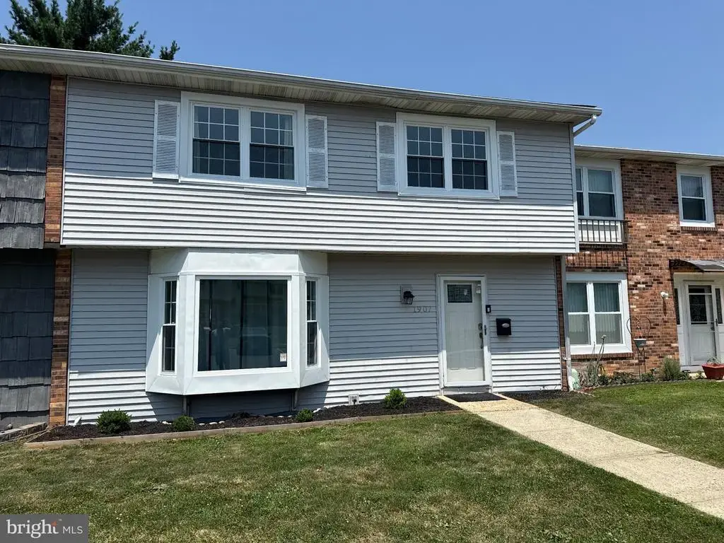 1907 Inkberry Ln, BENSALEM