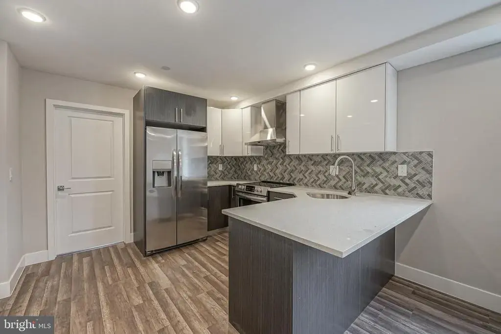 1070 N Front St #b, PHILADELPHIA