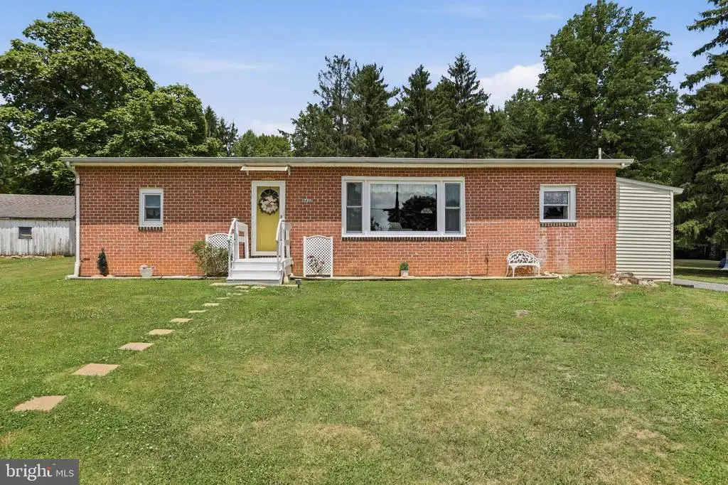 9437 Masters Road Rd, WAYNESBORO