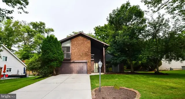 5317 Lightning View Rd, Columbia