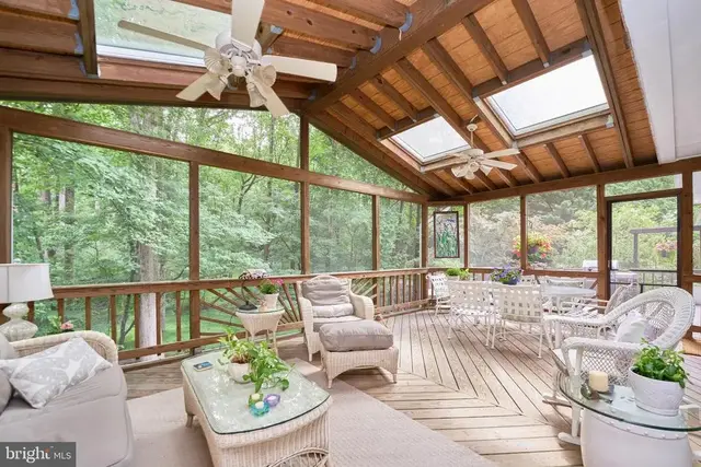 3091 Cobb Hill Ln, Oakton