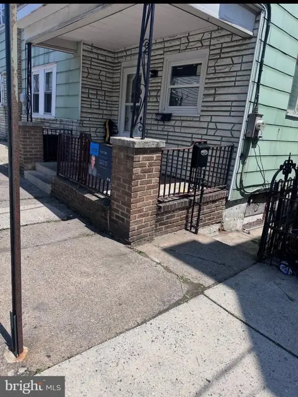 215 N Jardin St, SHENANDOAH