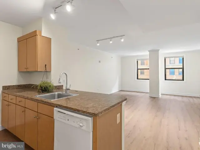 616 E St Nw #407, Washington