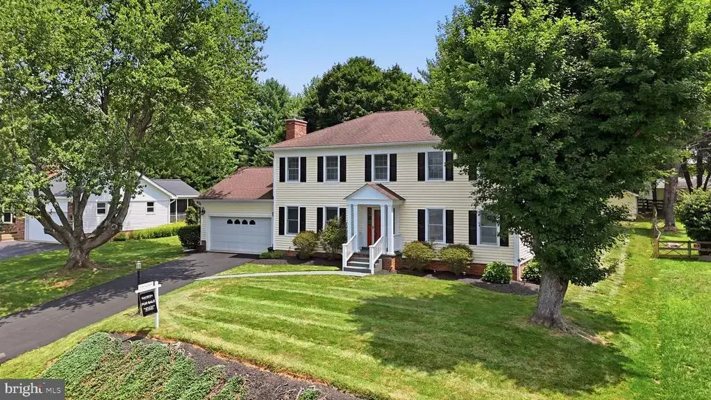 38376 Downs Ct, HAMILTON