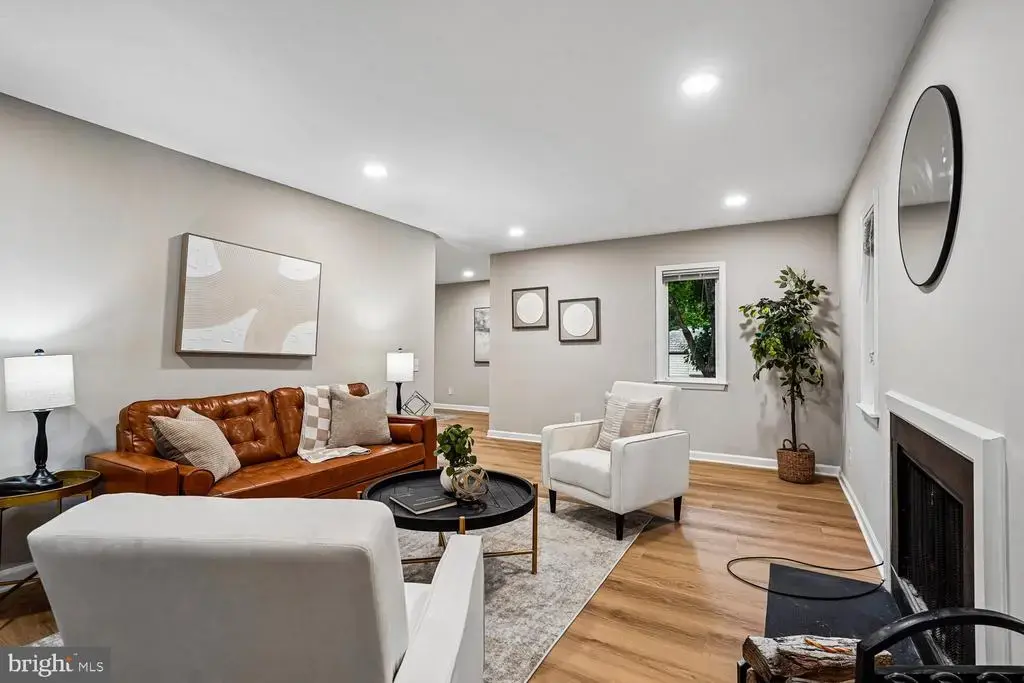 1537 Park Glen Ct, RESTON