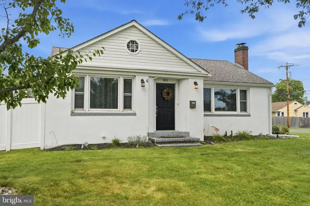 802 Fairview Ave, BRISTOL