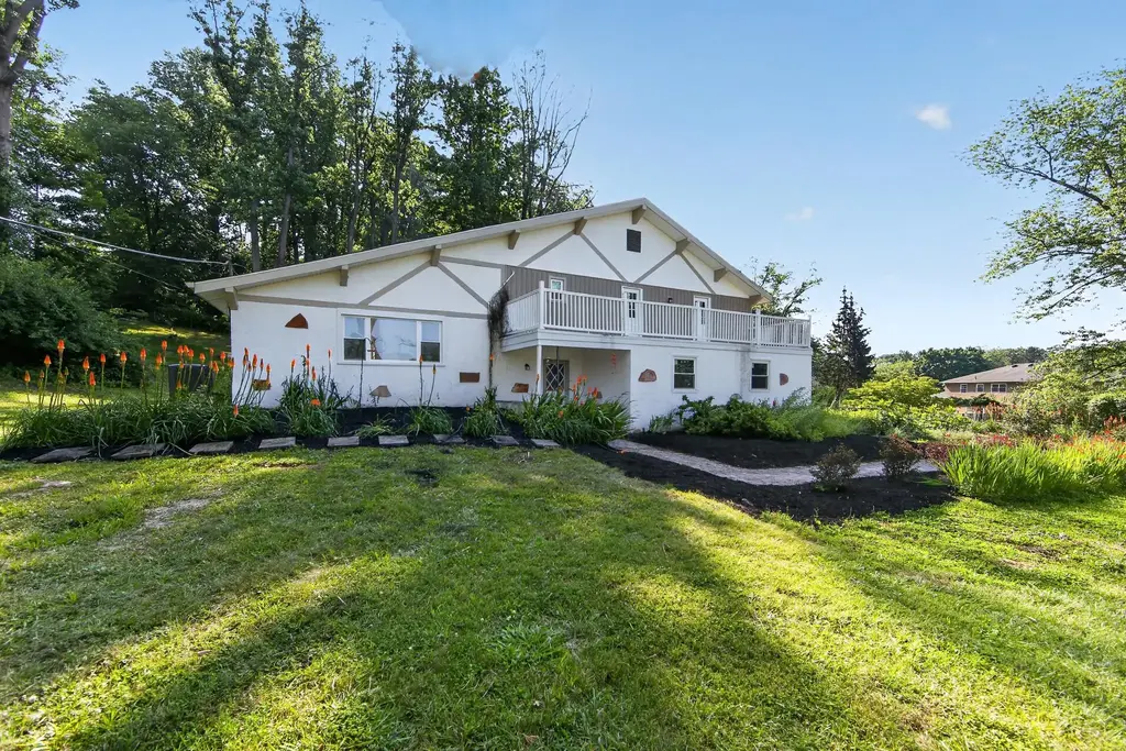425 Westfield Dr, EXTON