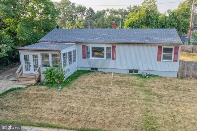 9 John Collins Cir, Dover