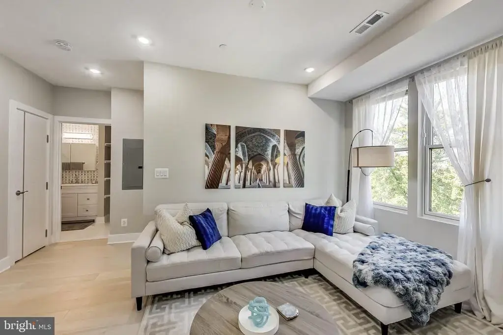 1638 K St Ne #302, WASHINGTON