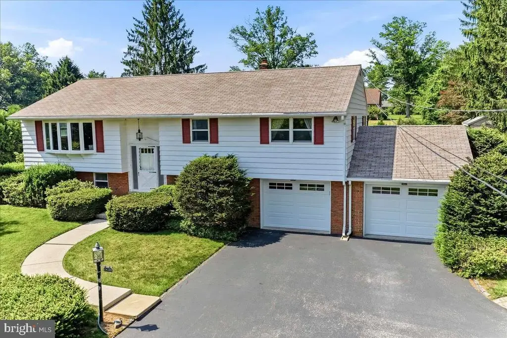 1400 E Keller Rd, POTTSTOWN
