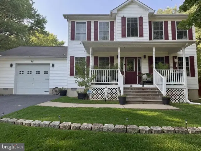 219 Lakeside Dr, Stephens City