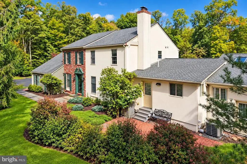 475 Crowthers Rd, QUAKERTOWN