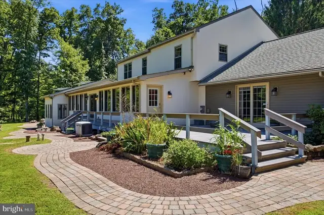 475 Crowthers Rd, Quakertown