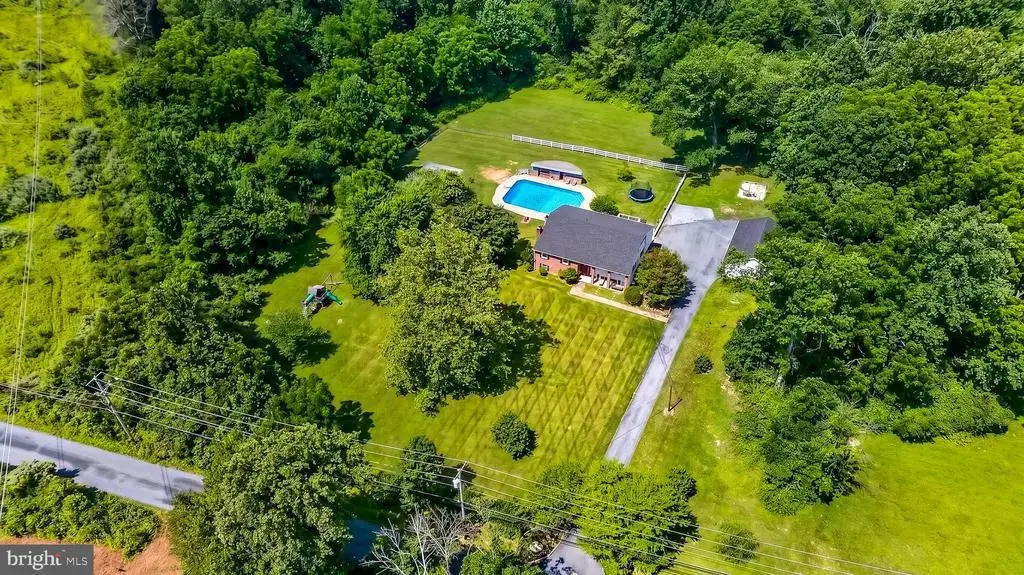 320 Barneston Rd, GLENMOORE